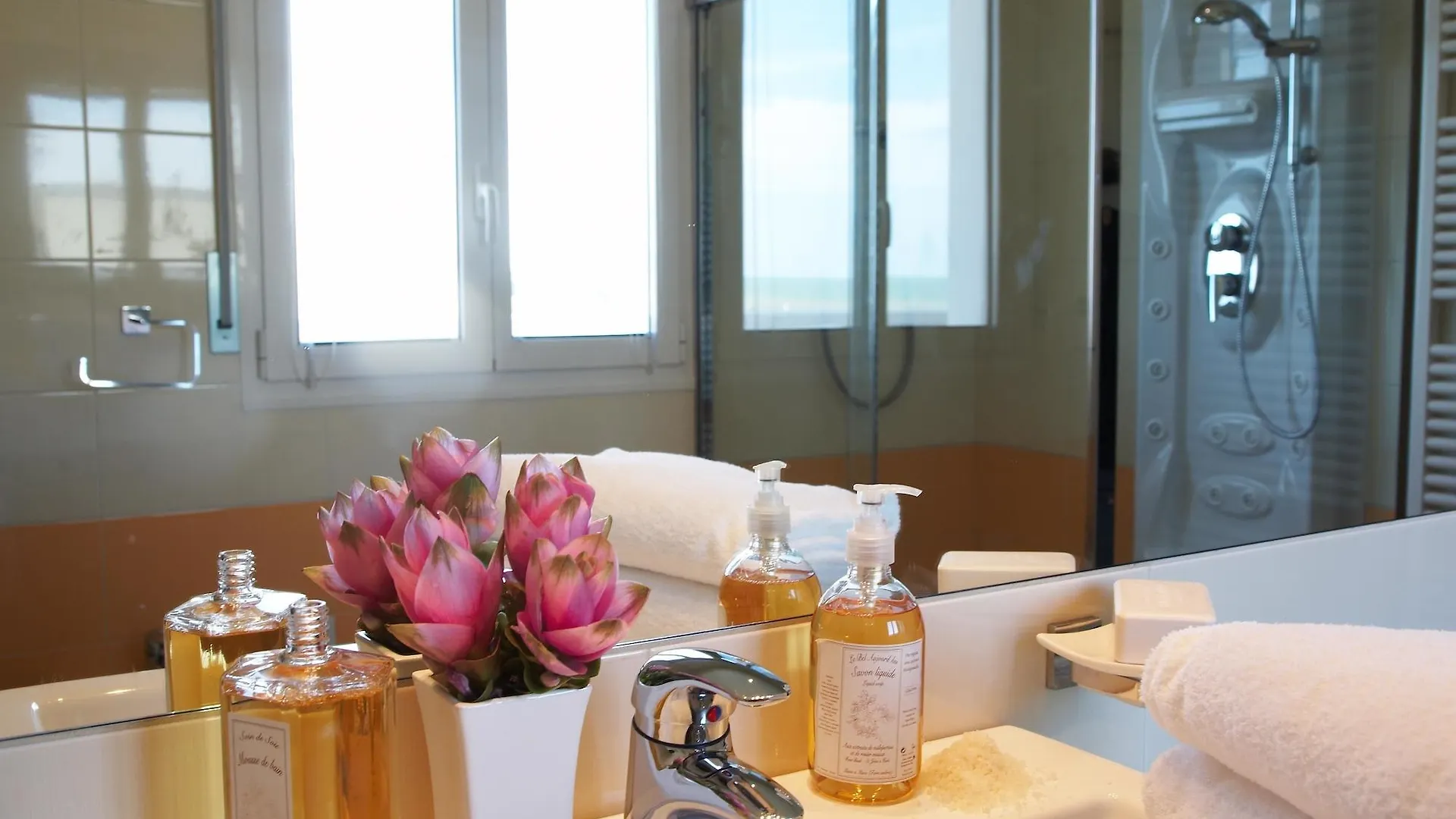 Noha Suite Hotel Riccione Aparthotel