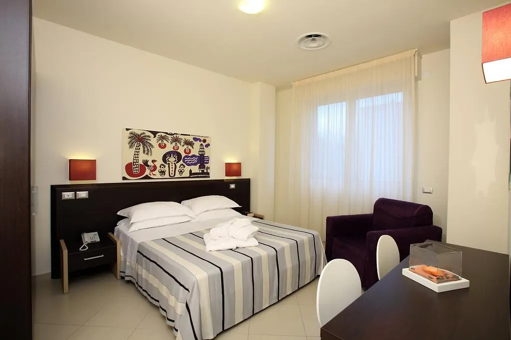 Noha Suite Hotel Riccione 3*,