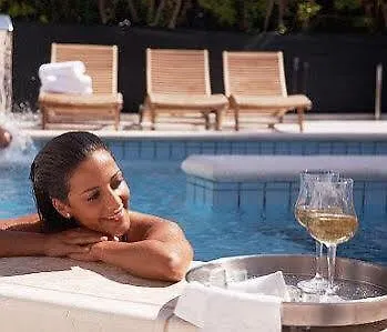Noha Suite Hotel Riccione 3*,